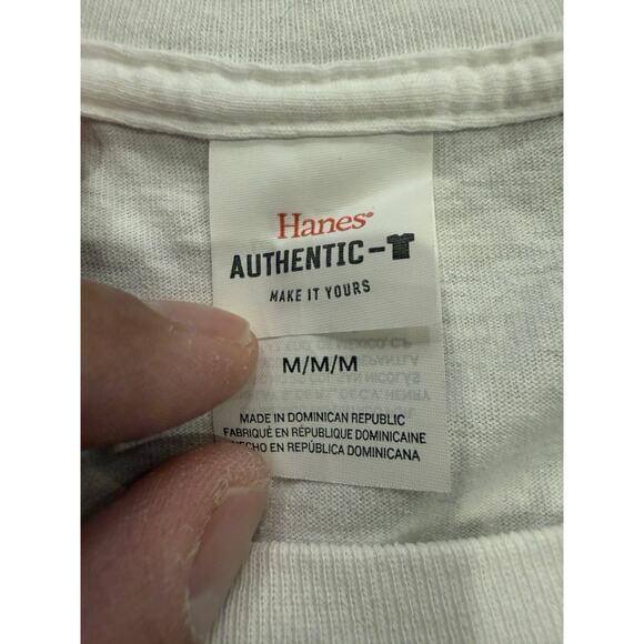 Tetris 40th Anniversary American Red Cross White Short Sleeve T-Shirt M NWOT NEW - Picture 6 of 9